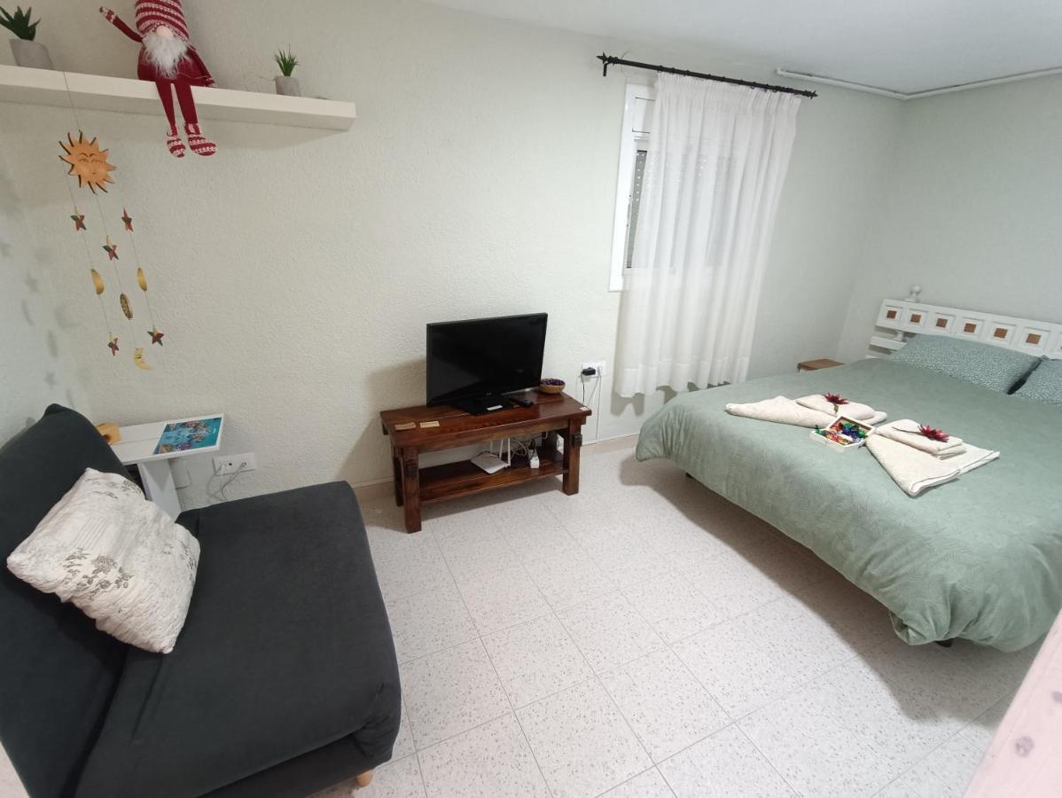 Apartamento En Planta Baja Lägenhet Pineda de Mar Exteriör bild
